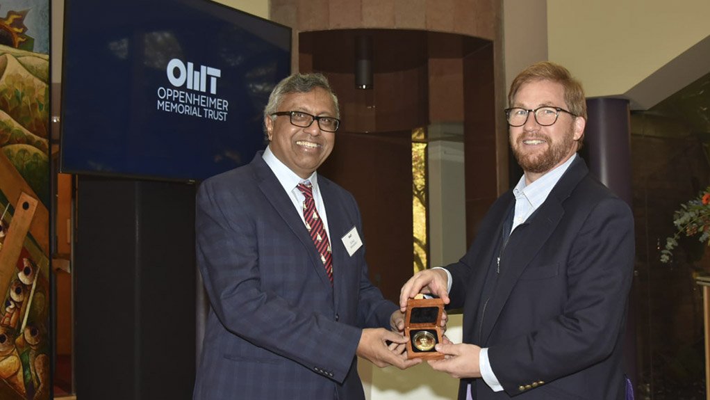 UKZN's Prof Sunil Maharaj wins Harry Oppenheimer Fellowship Award, unveiling cosmic secrets in ground-breaking Astronomy Astrophysics research