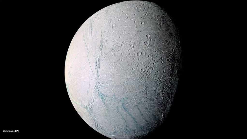 Enceladus hosts on ocean under its ice crust, which might contain life