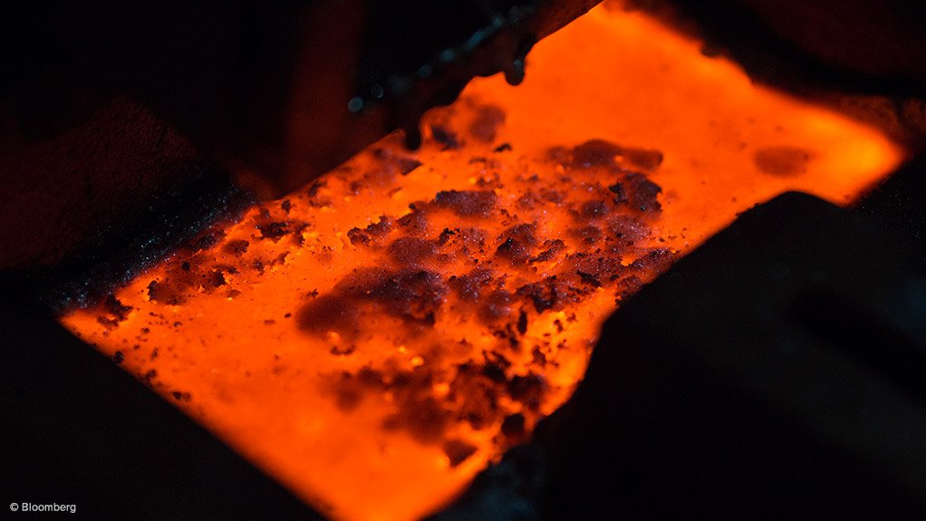 Image shows poured molten gold