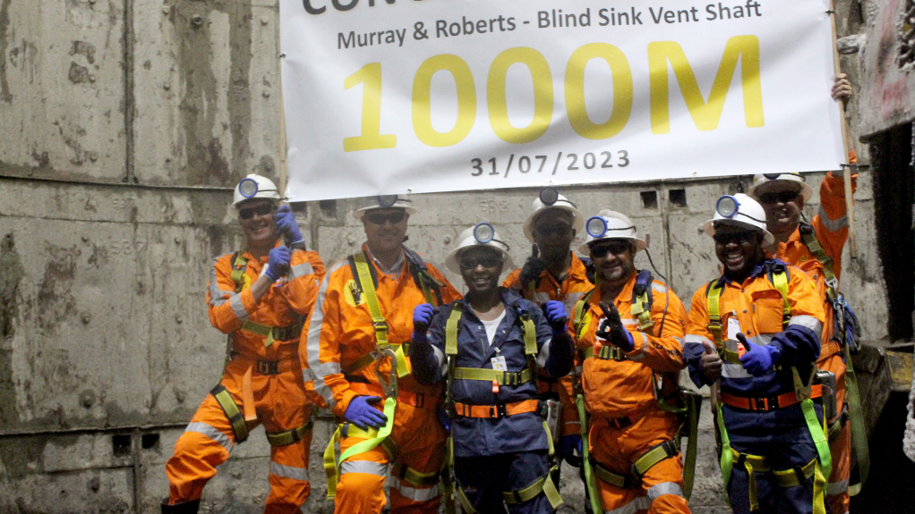 Murray & Roberts Cementation achieved a remarkable milestone at the end of July 2023 when it successfully reached the 1000 metre mark on its contract to sink the 1200 metre ventilation shaft at PMC's Lift 2 expansion