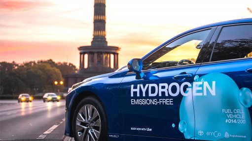 Emission-free hydrogen taxis taking Berlin by storm.