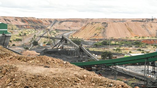 An image depicting the Grootegeluk mine