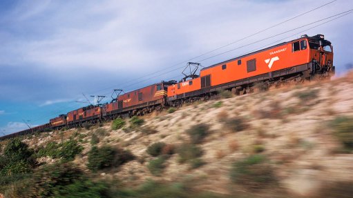 Transnet Freight Rail locomotive and wagons