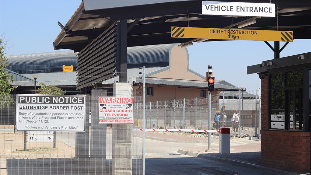 The purpose of the project was to decrease congestion experienced at the border post for people travelling and moving goods in and out of South Africa