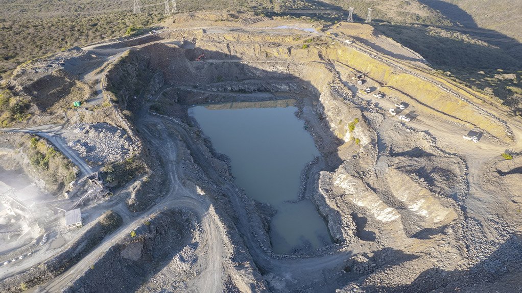 To keep up with the massive aggregates demand for the N3 national road upgrade project, AfriSam’s Umlaas Road Quarry has doubled its volumes using existing resources