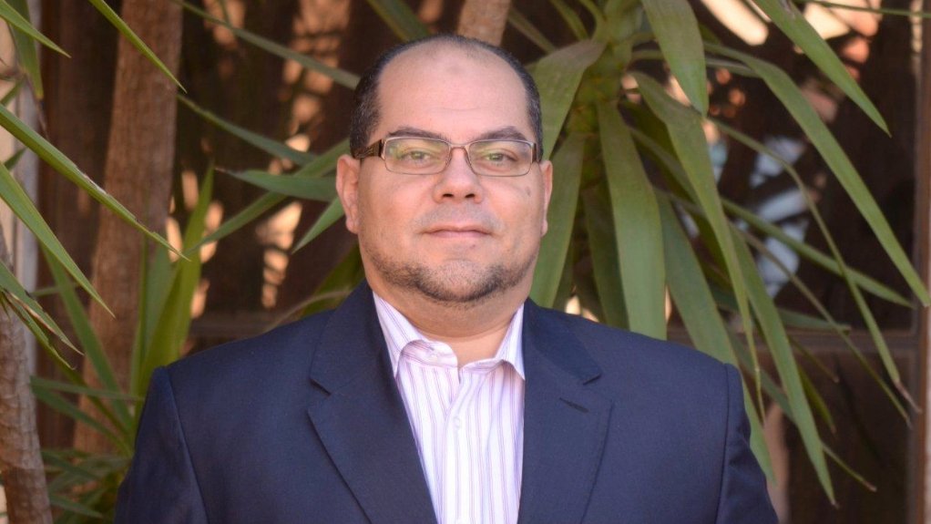 Professor Mohamed Mostafa