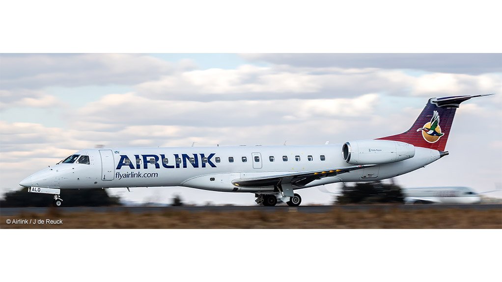 An Embraer regional jet (in the case, an ERJ145; the ERJ135 has a shorter fuselage) of Airlink