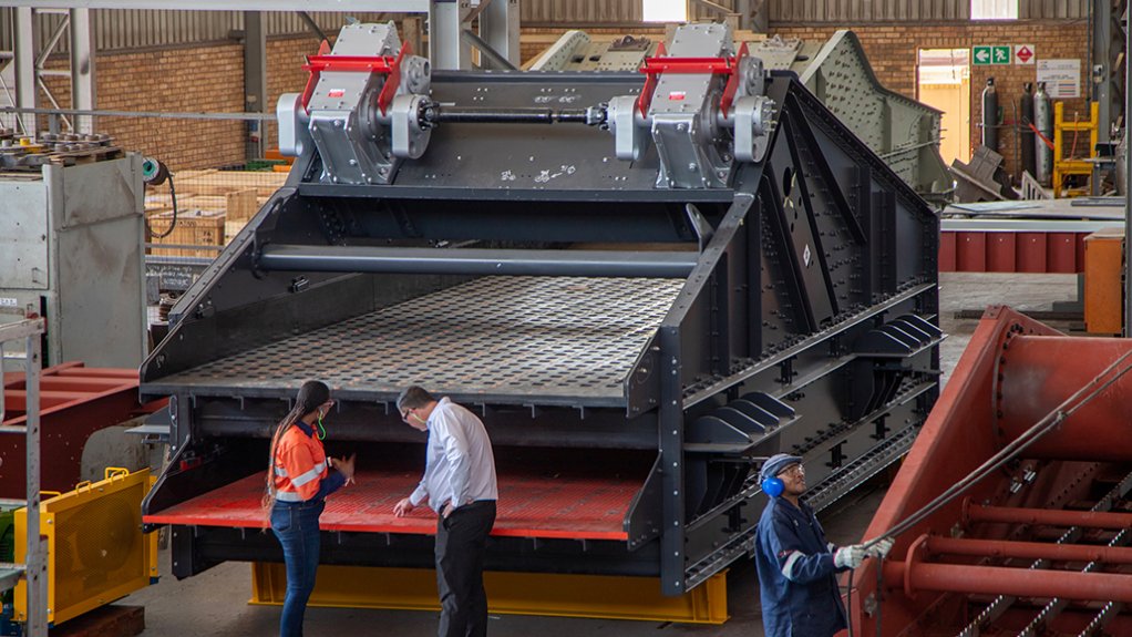 Image of a screen at the Sandvik Rock Processing manufacturing facility