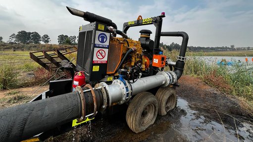 EFFICIENCY UPGRADE
The company reduces the number of mobile pump sets through upgrading existing diesel pump units to move more water in less time