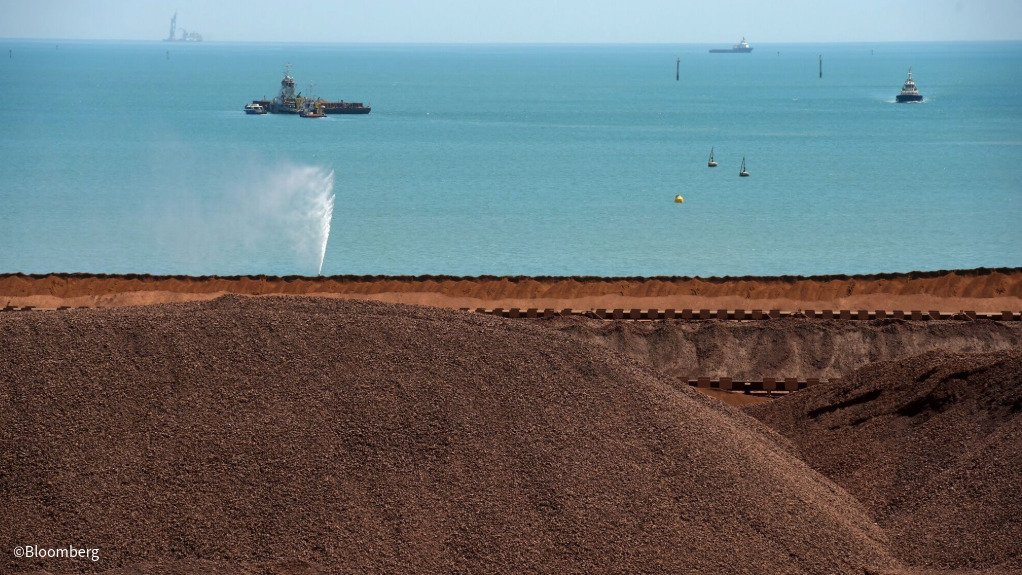 Australian iron-ore port starts clearing ships ahead of cyclone 