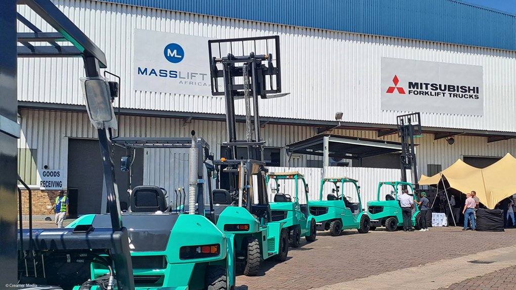 An image showing Mitsubishi forklifts at Masslift Africa's premises 