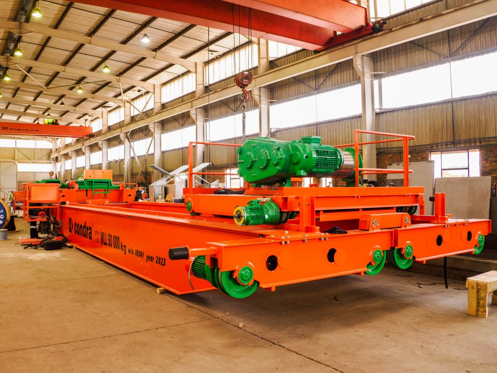 Image of double bogeys fitted to the end-carriages of an overhead crane