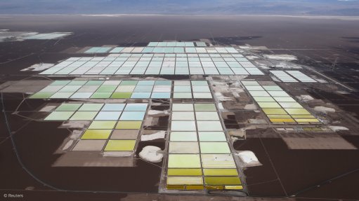 Codelco-SQM lithium deal can proceed without shareholder approval, regulator says