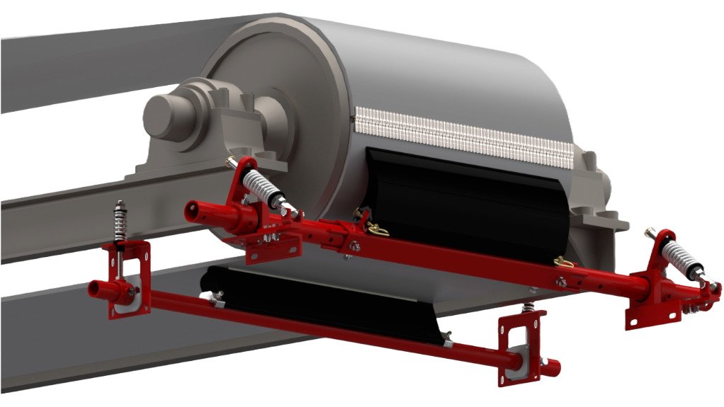 An image of a conveyor system with the belt fastening system