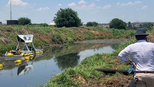 Dredging system helps rescue Gauteng sewage works