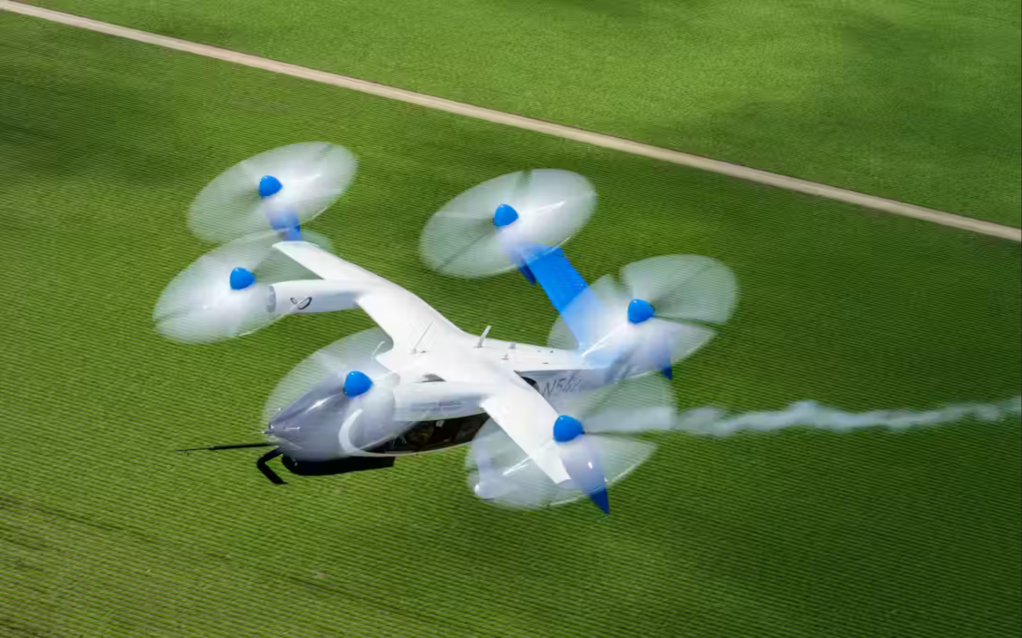 The Joby hydrogen-electric flight demonstrator on its range-demonstration flight, trailing only water vapour 