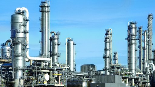 A generic image of a petrochemical plant