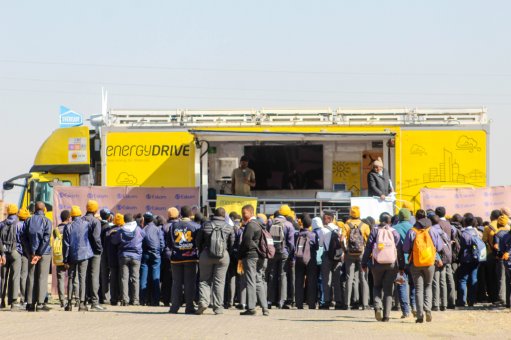 The energyDRIVE team at a Mpumalanga school