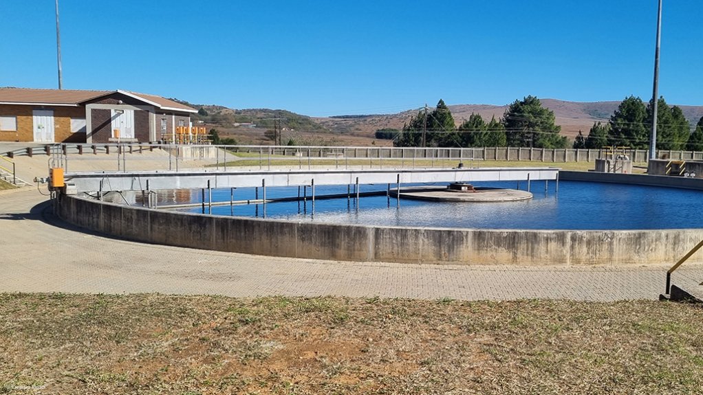 An image showing the Joburg Water Diefontein wastewater treatment secondary clarifier 