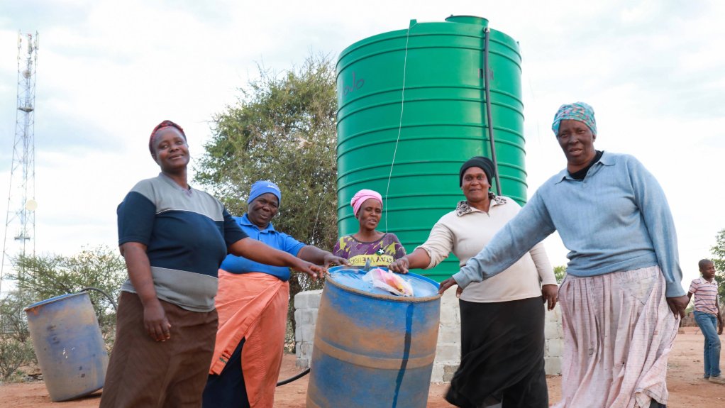 Communities receive water during the Covid-19 pandemic