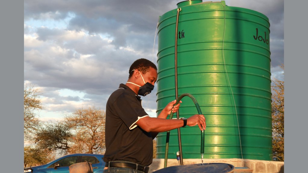 De Beers providing much needed water to it host communities in Limpopo