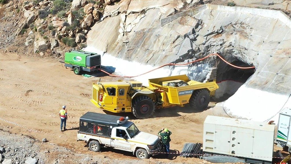 Copper 360’s debut load of ore exits one of the shafts at Rietberg mine. This was the first time in 41 years that mining activity in the Northern Cape’s copper district recommenced.