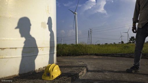 CARBON SHADOW: A new Rockefeller Foundation report warns that the world’s 72 most energy-poor nations, of which 44 are in Africa, will need to deploy 8 700 terawatt-hours of clean energy production yearly, or twice the US’s current generation, to develop and grow. But to avoid accounting for three quarters of emissions by 2050, the ‘Green Power Gap’ report also argues that they need to be given assistance to build these renewable-energy facilities.
