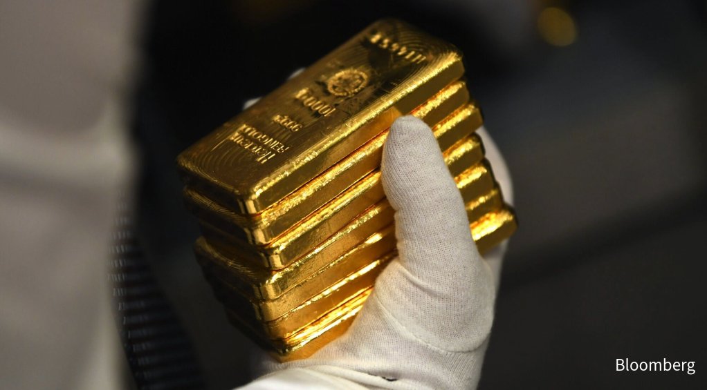 Gold approaches record high with focus on US inflation data