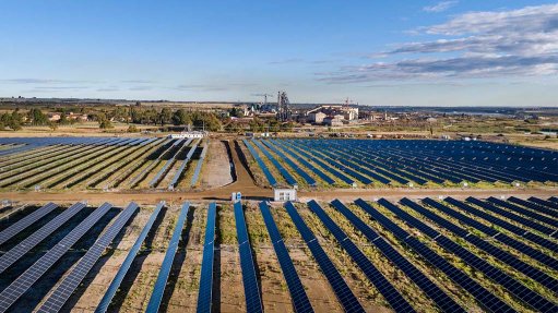 SOLAR EXPANSION
Pan African Resources is undertaking studies to expand its Evander Mines’ existing 9.97 MW solar facility
