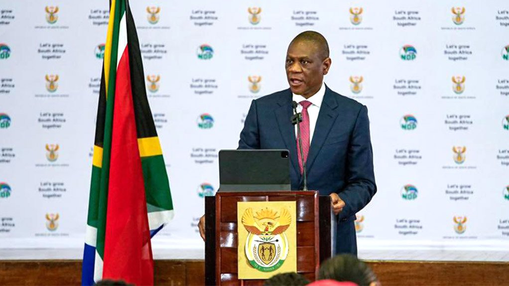 Image of Paul Mashatile