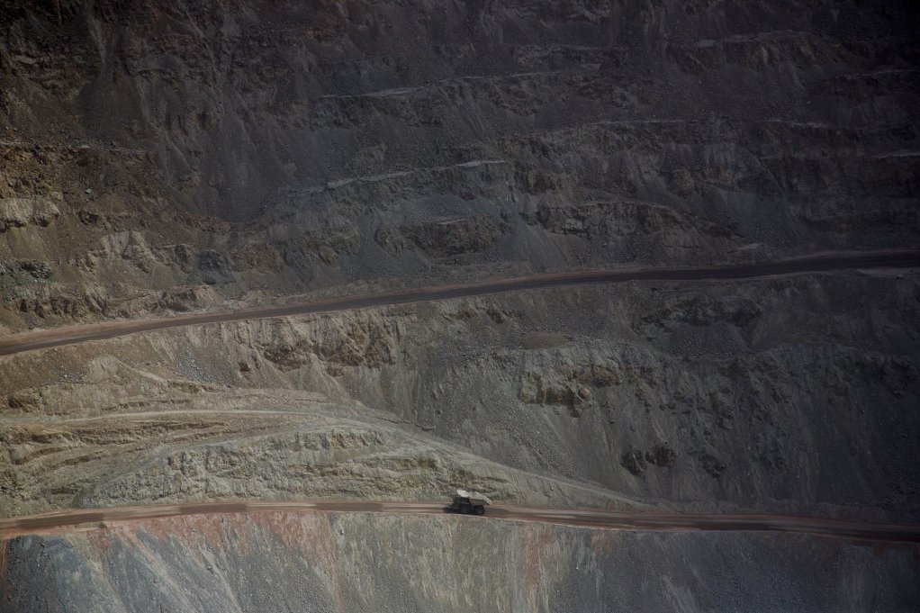 Proposal to ban openpit mining advances in Mexican Congress