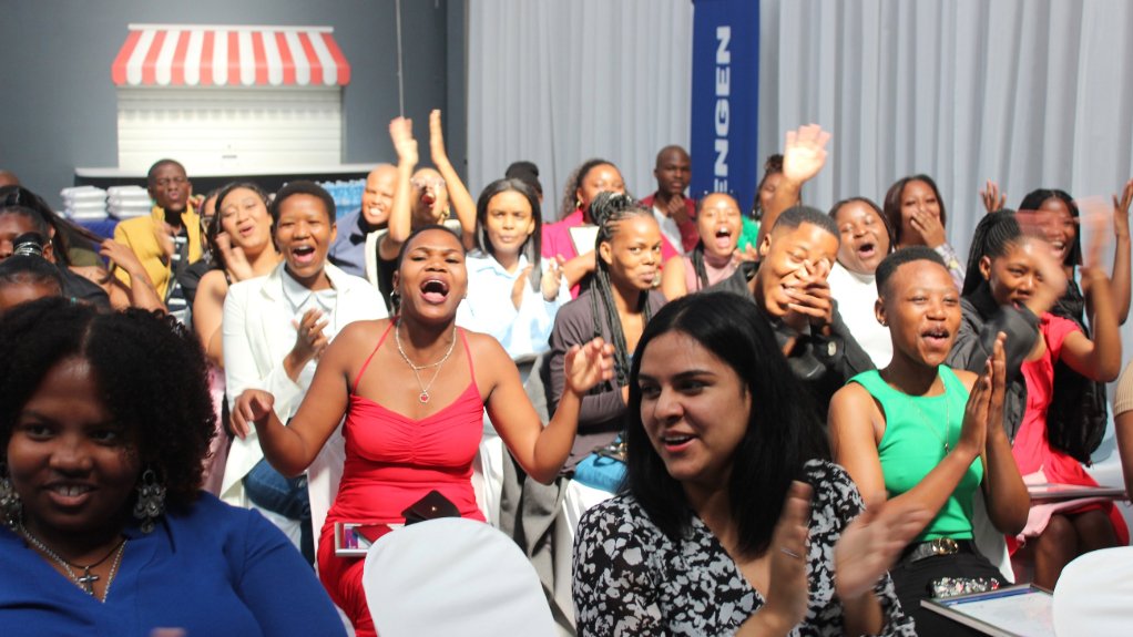 Empowering South Durban: Engen computer skills course helps secure employment for locals