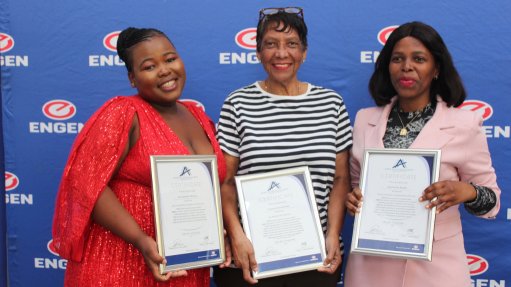 Empowering South Durban: Engen computer skills course helps secure employment for locals