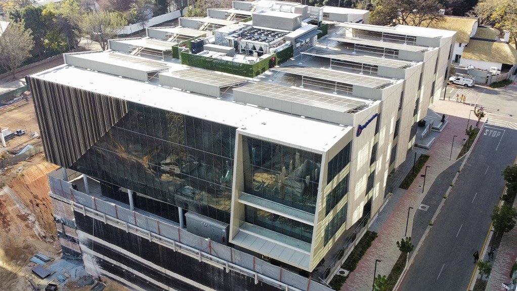 7 Parks Boulevard in the Oxford Parks precinct in Rosebank – constructed by Concor – has been given six stars by the Green Building Council South Africa (GBCSA)