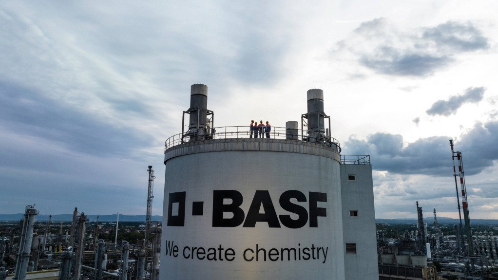 A Photo of the BASF Chemicals processing plant at dusk