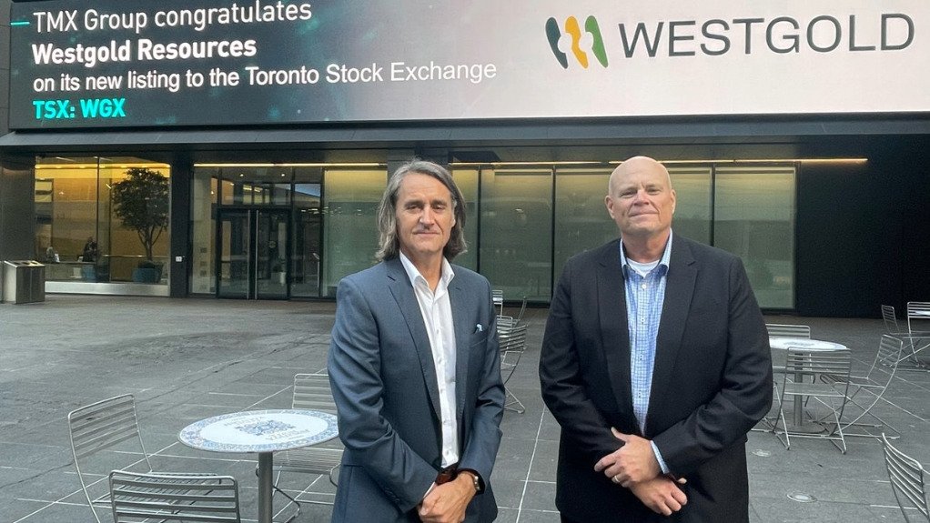 On Friday, Westgold MD and CEO Wayne Bramwell and his team celebrated the company’s new listing on the TSX, opening the market. 