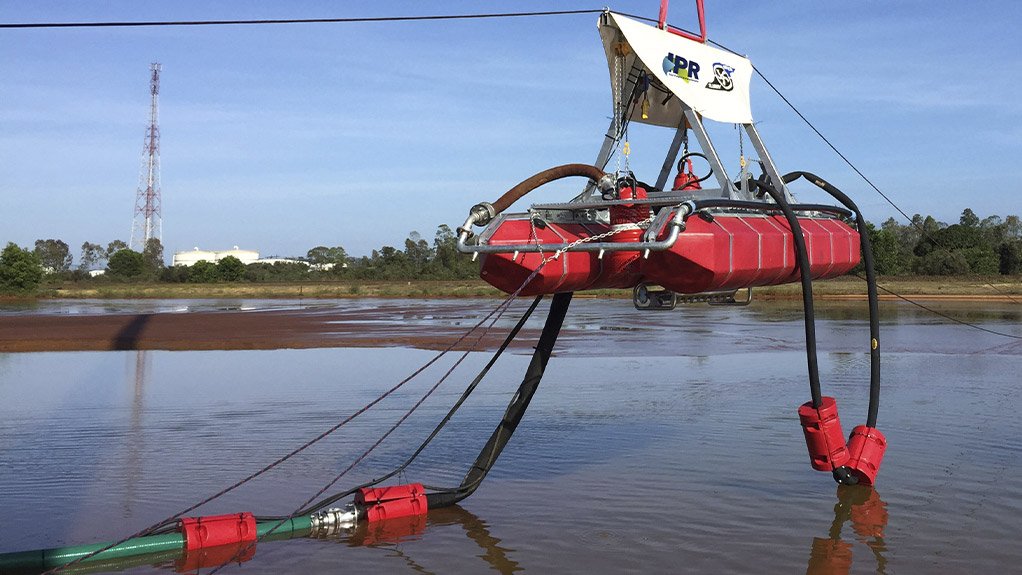 Many water storage facilities are already near their maximum capacity due to accumulated silt, and the expected heavy rains could have disastrous effects if these dams are not properly maintained