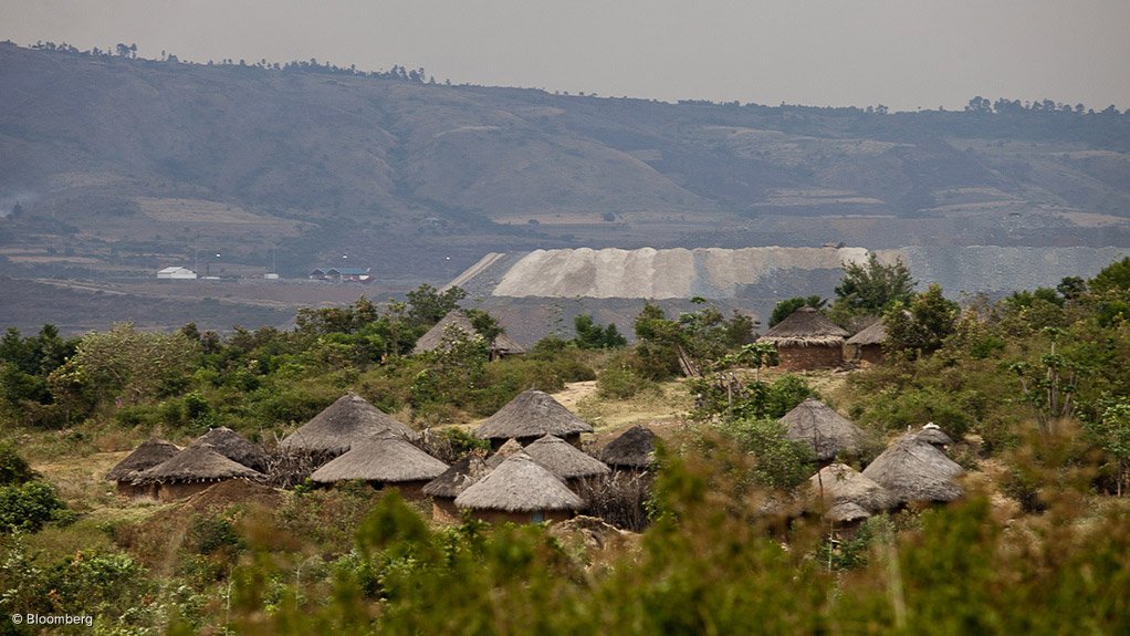 A community near a mine