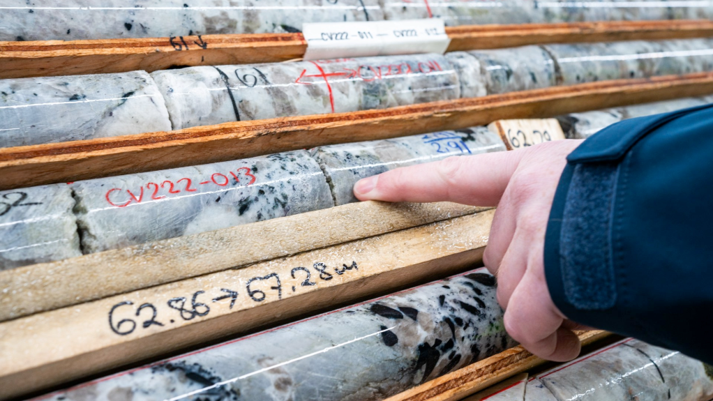 Image of drill core from the Shaakichiuwaanaan project