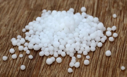 Image of urea fertiliser