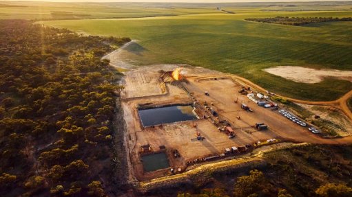 Rinehart's Hancock buys gas assets from MinRes for A$1bn 