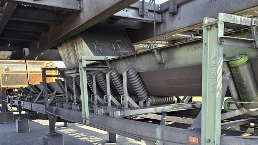 Weba Chute Systems' advanced design ensures minimal dust and material spillage, contributing to a safer and more sustainable operation at this coal mine