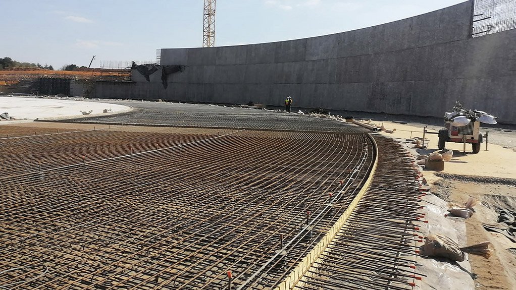 CHRYSO admixtures are ideal for no-fines concrete, ensuring water flows away while maintaining stability in large water-retaining structure