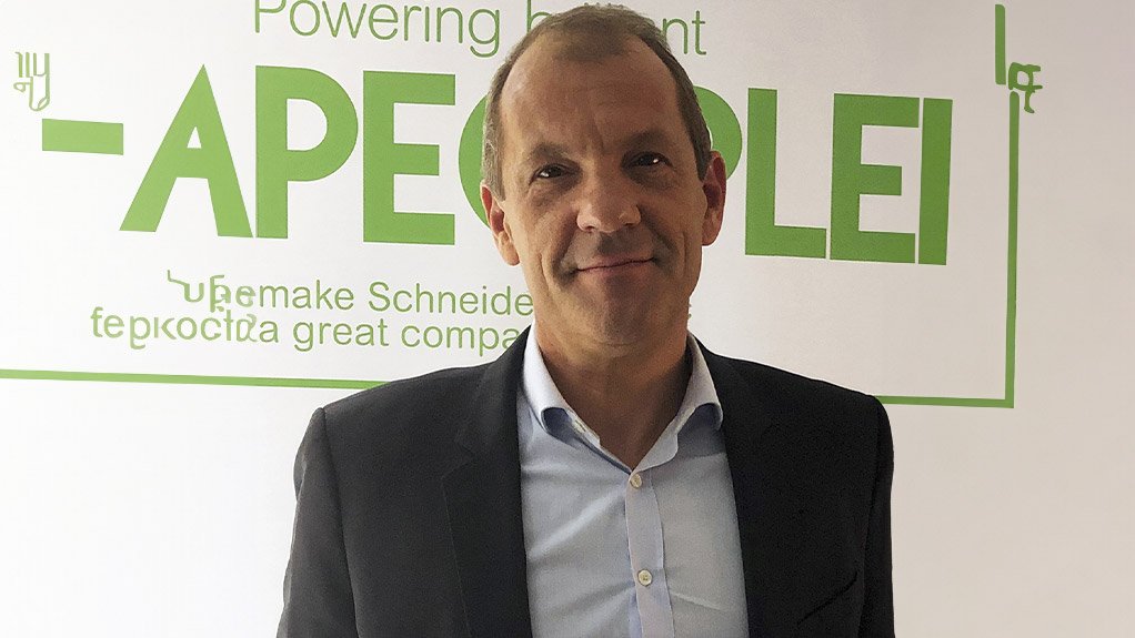 Schneider Electric champions renewable energy and grid modernisation at Cape Town Innovation Talk