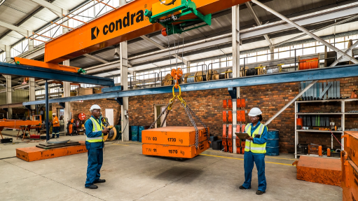 WELL-SUITED
The simplified overhead crane is well suited to standard factory and mining applications