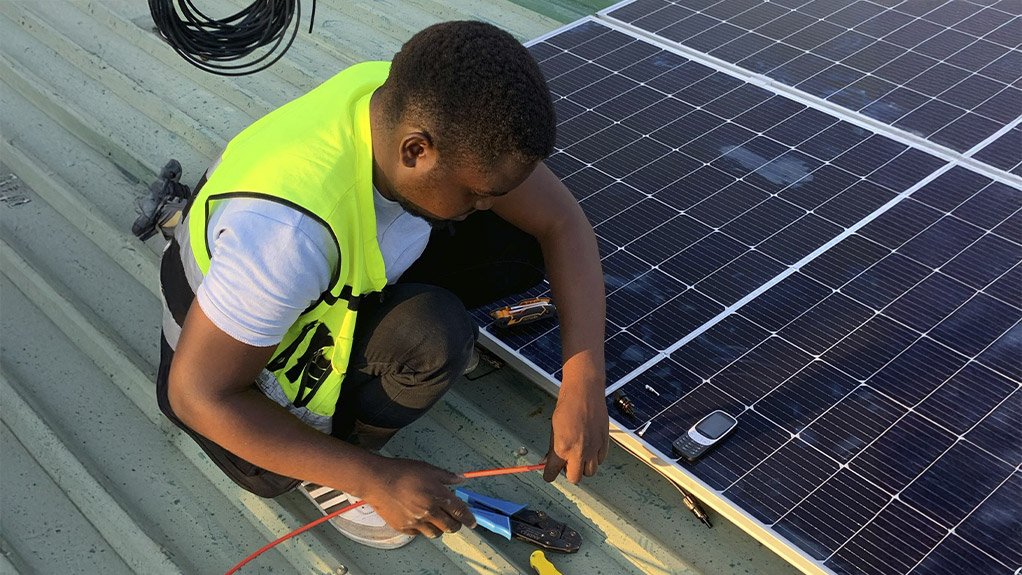 Private sector can slow climate change with smart solar