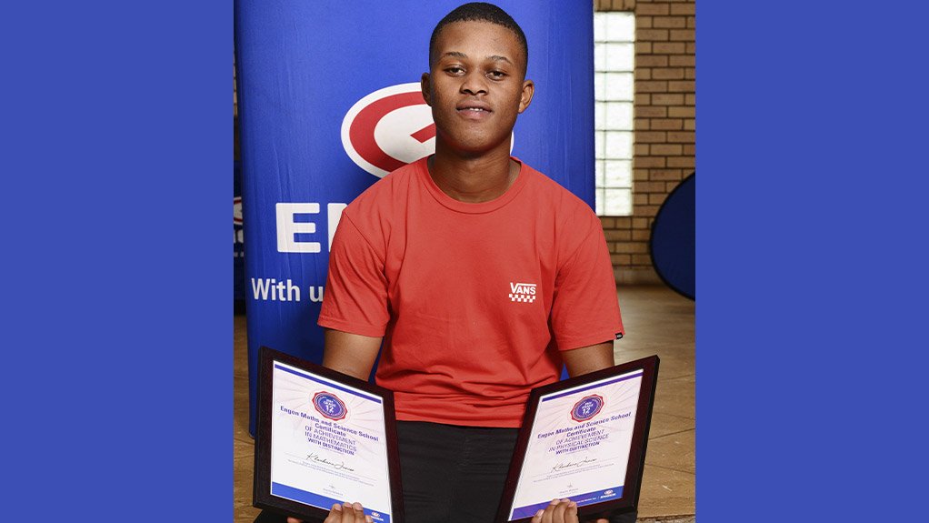 Top Gauteng Achievers Shoot the lights out at Engen Maths & Science School Awards