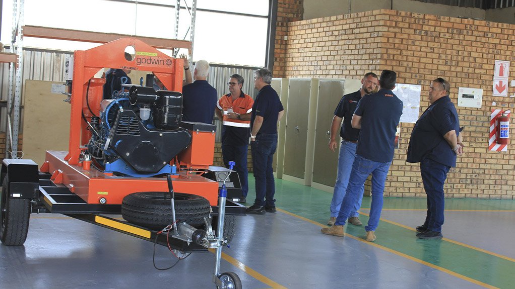 The significant installed base of Godwin diesel-driven pumps and Grindex submersible pumps in the Steelpoort area prompted Integrated Pump Technology to open its service centre