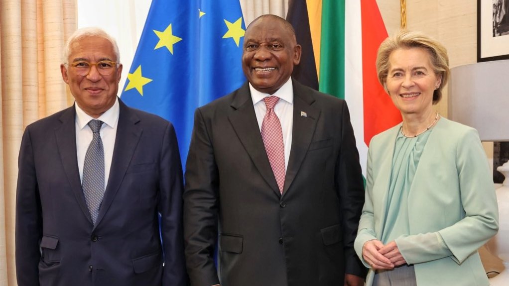 European Council President Antonio Costa, President Cyril Ramaphosa & European Commission President Ursula von der Leyen