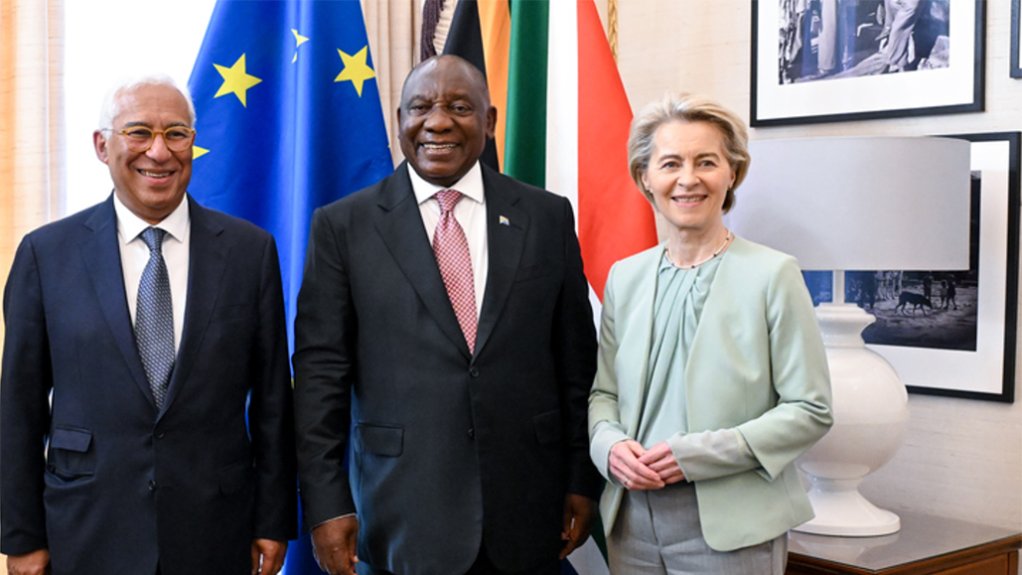 From left, European Council President António Costa, President Cyril Ramaphosa and  European Commission President Ursula von der Leyen, in Cape Town.